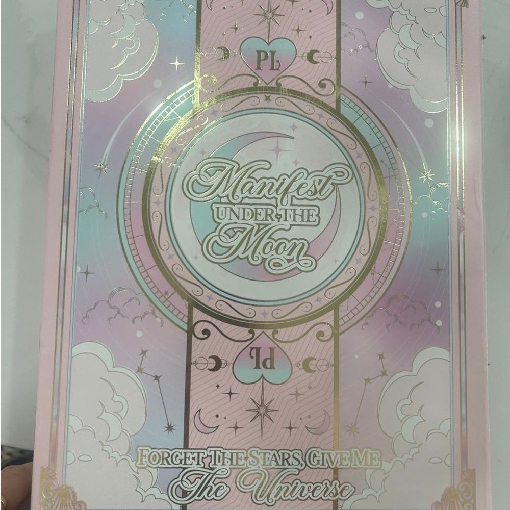 Manifest Under The Moon Iridescent Pink Eyeshadow Palette